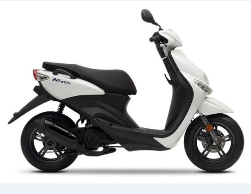 Product picture 2002 Yamaha Neos YN50 Service Repair Manual INSTANT DOWNLOAD